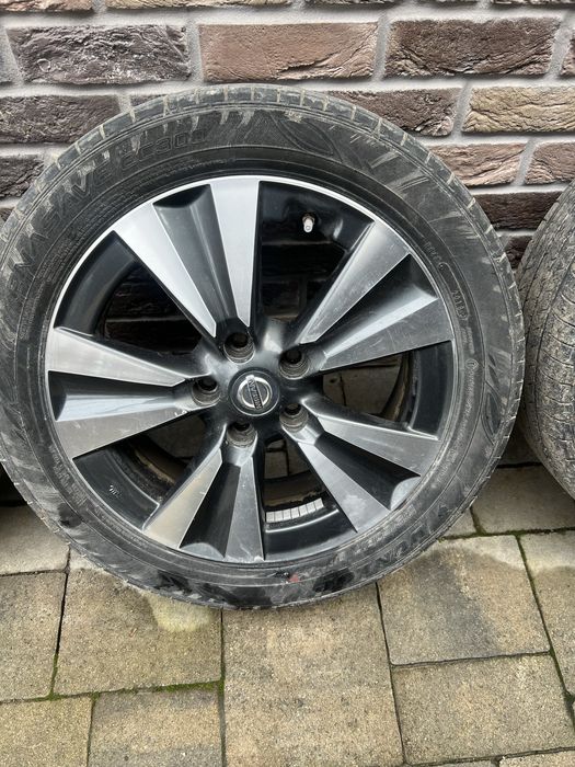 Диски з шинами 215.50.17 ніссан ліф кашкай