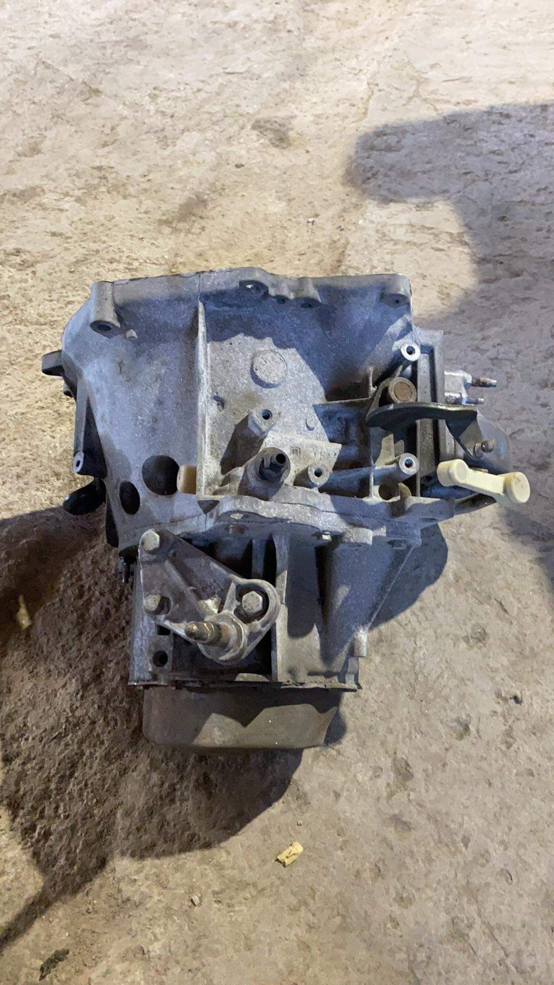 Коробка передач КПП Peugeot Citroen 20DM69 . на запчастини.