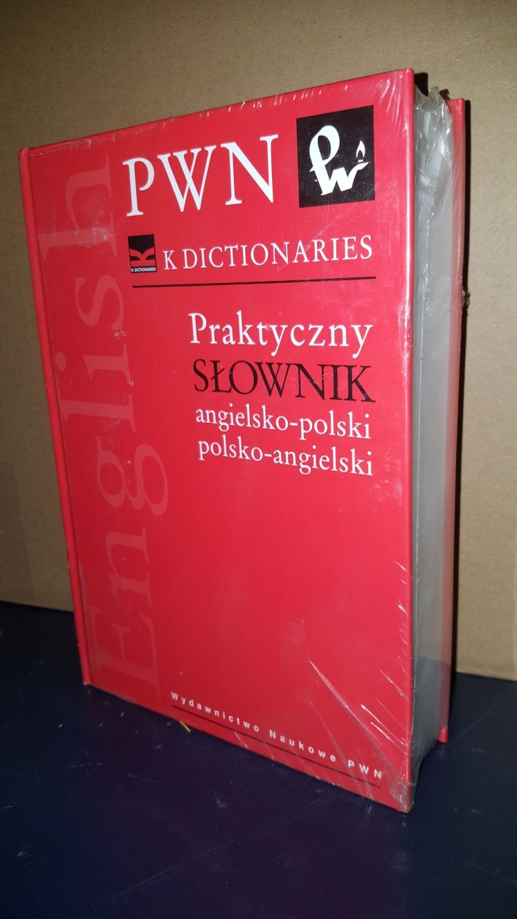 Słownik PWN angielsko - polski/polsko  - angielski