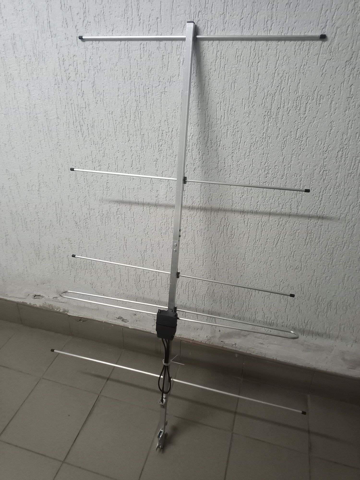 Направлена  Yagi-антена  VHF (145-173MHz)