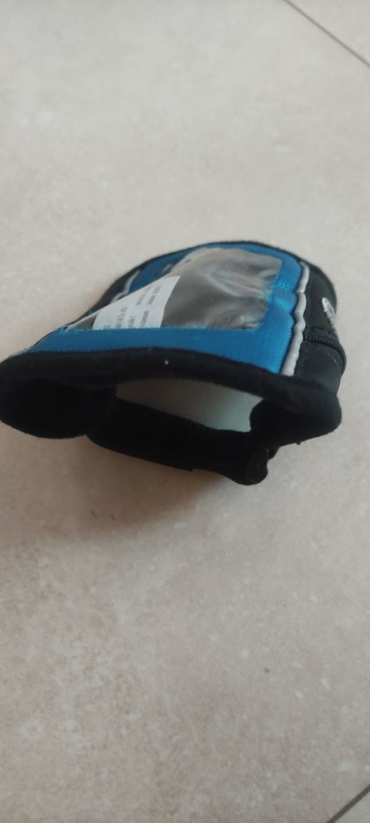 Etui na telefon na rękę