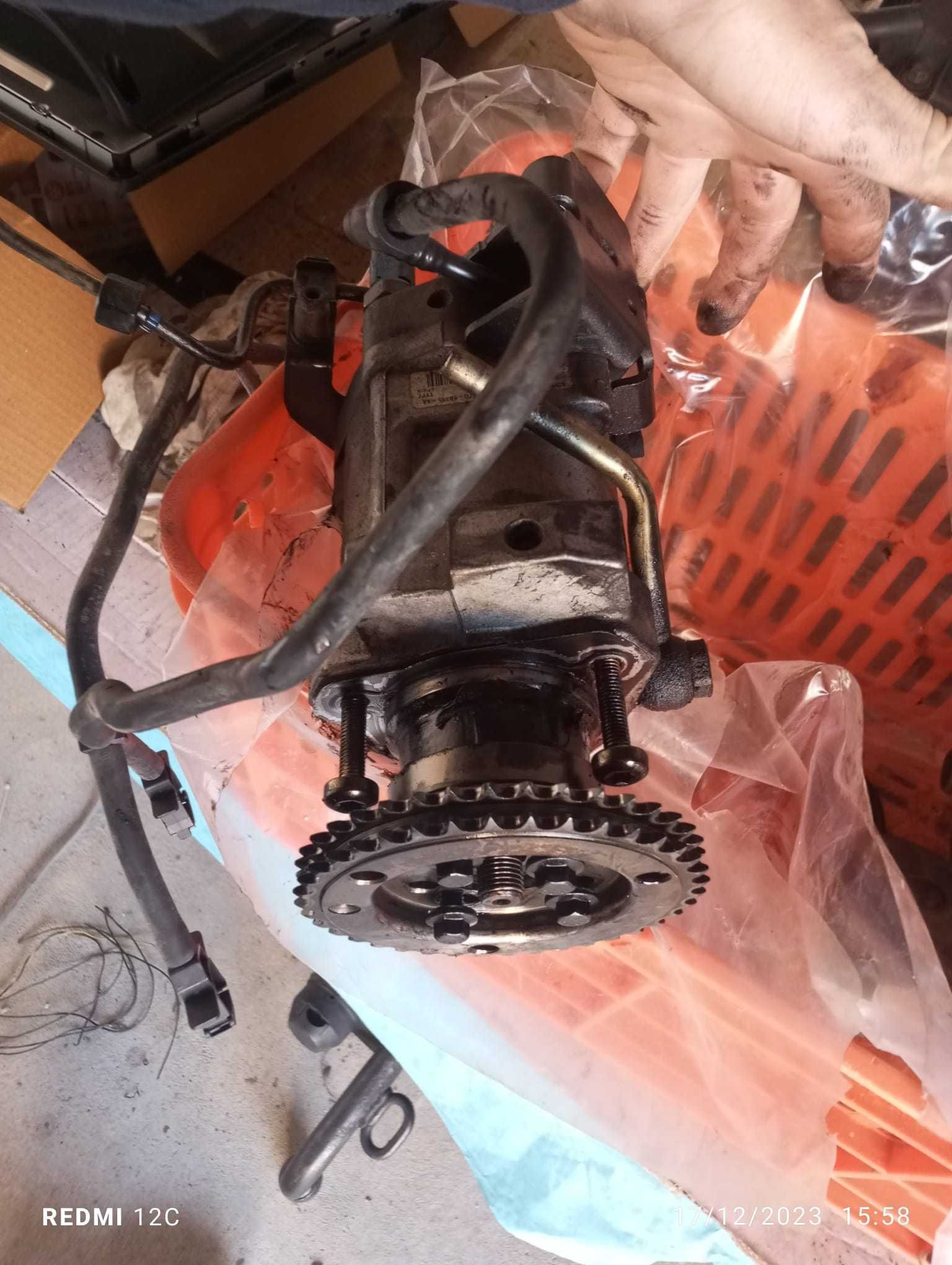 Vendo Turbo completo e outras peças Ford Mondeo 2.0 130cv ano 2004