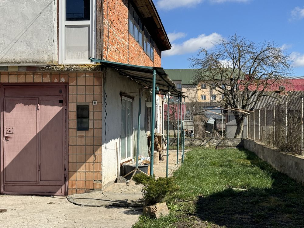 Продаж половини будинку в с.Біла