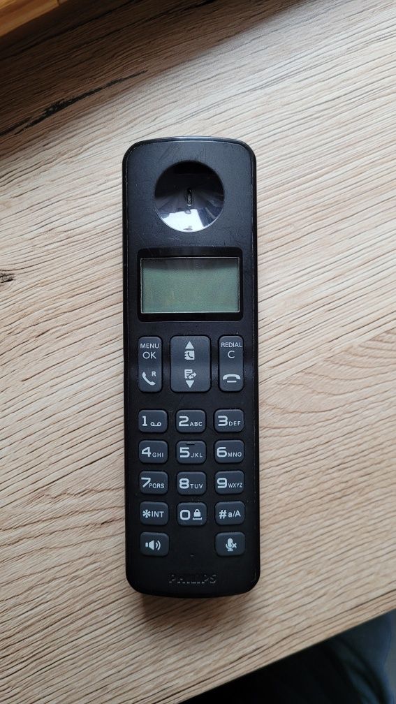 Telefon stacjonarny Philips D205