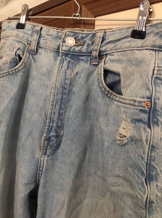 Джинси прямі Bershka