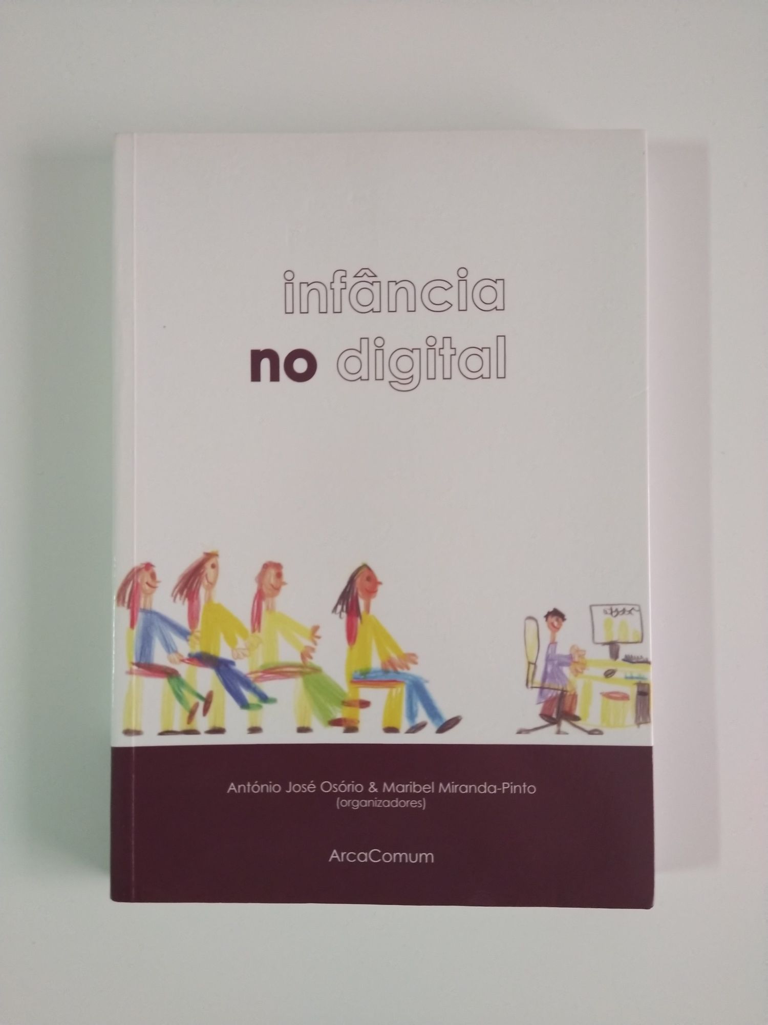 Livro Infância no Digital