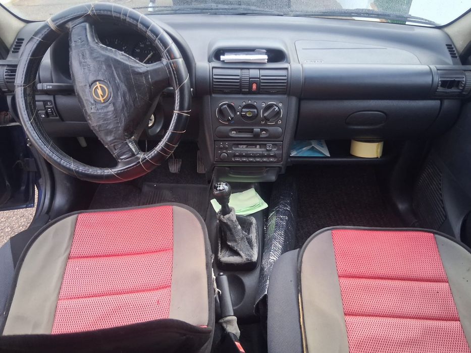 Opel corsa 1.2 gasolina