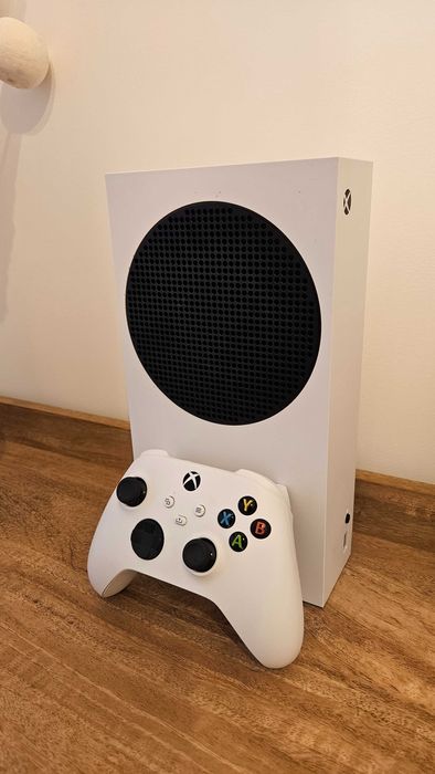 Xbox Series S 512GB Digital + Pad