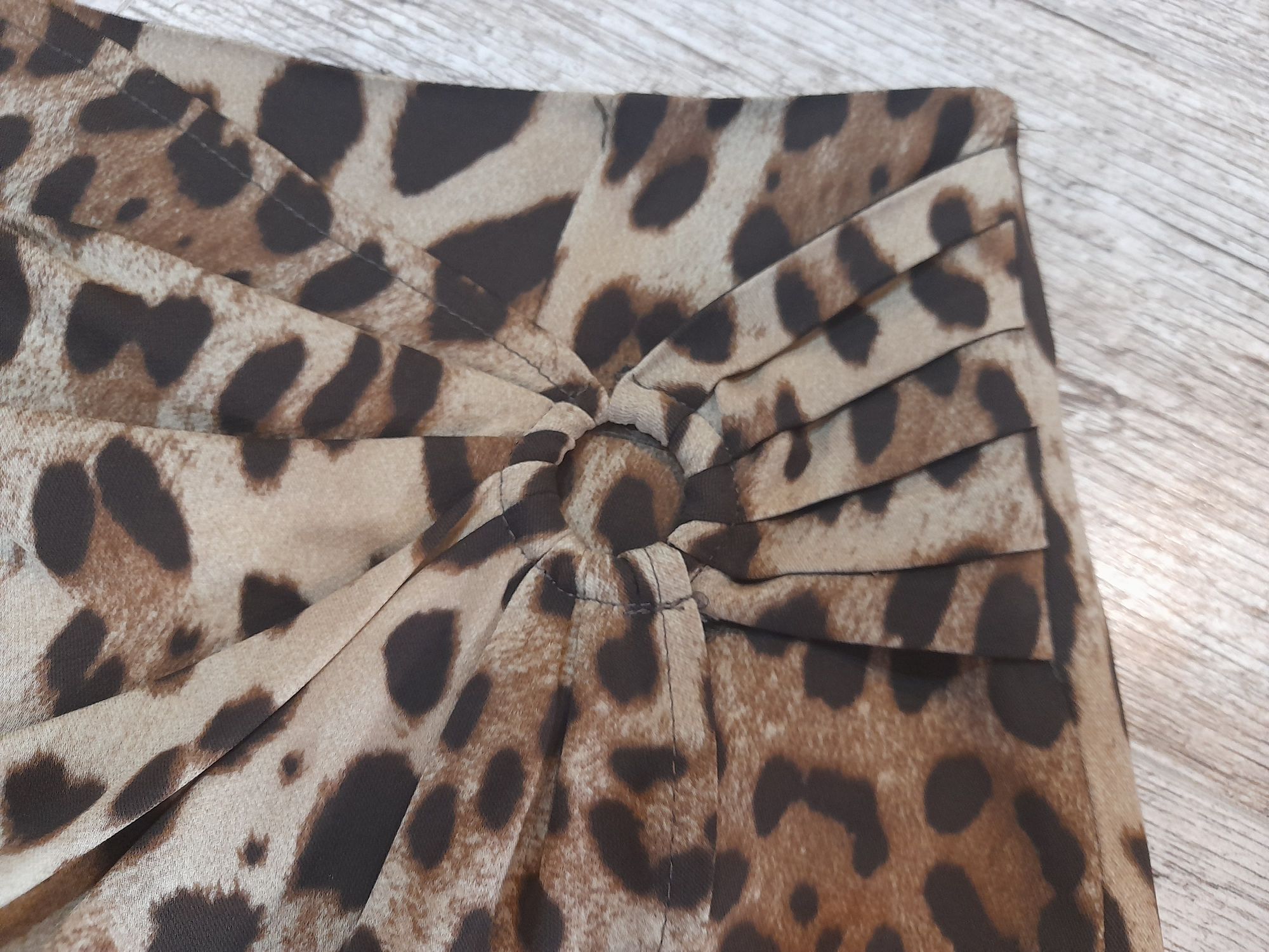 Motive & More spódnica panterka leopard ołówkowa r. S/M