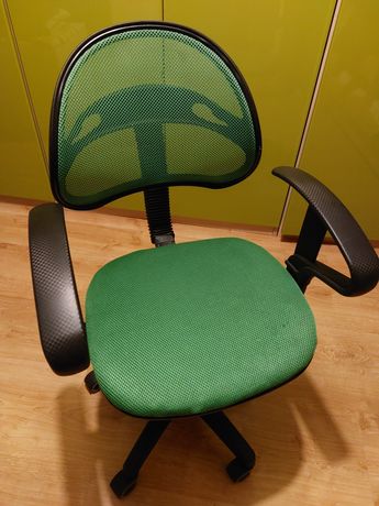 Krzesło dziecięce do biurka