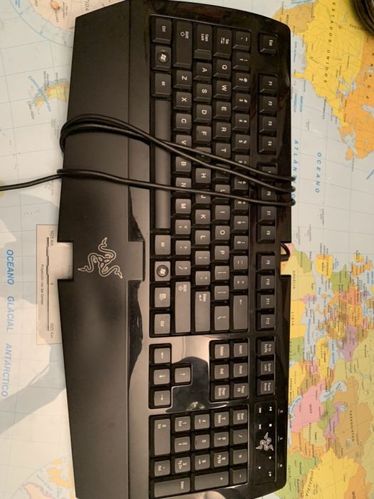 Teclado razer arctosa