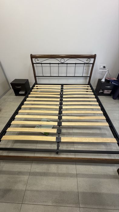 Продам двоспальне ліжко 200*160