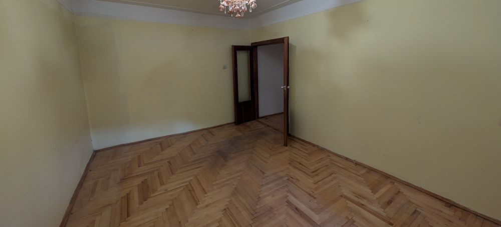 Продаж 2-х кімнатна квартира р-н Росвигово