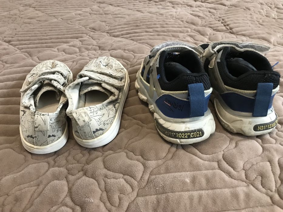 Кросівки для дому, розмір 28