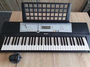 Keyboard  Yamaha  YPT-200, instrument klawiszowy przenośny