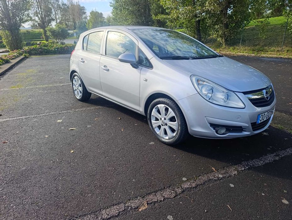 Opel Corsa automático 1.2  2008