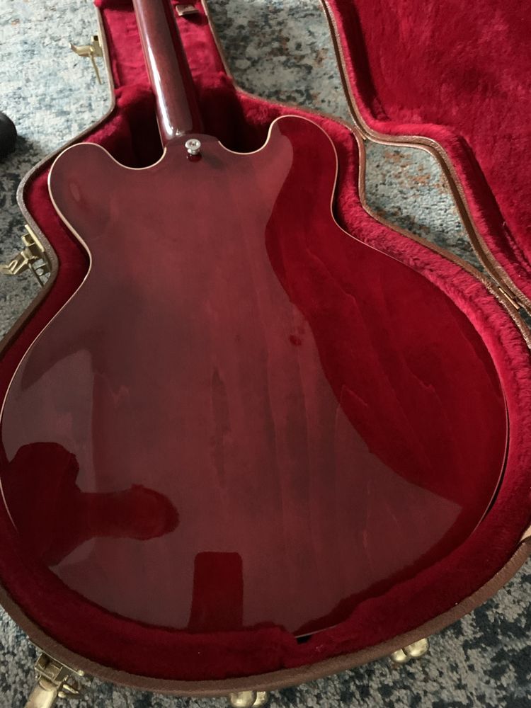 Gibson ES-335 Sixties Cherry