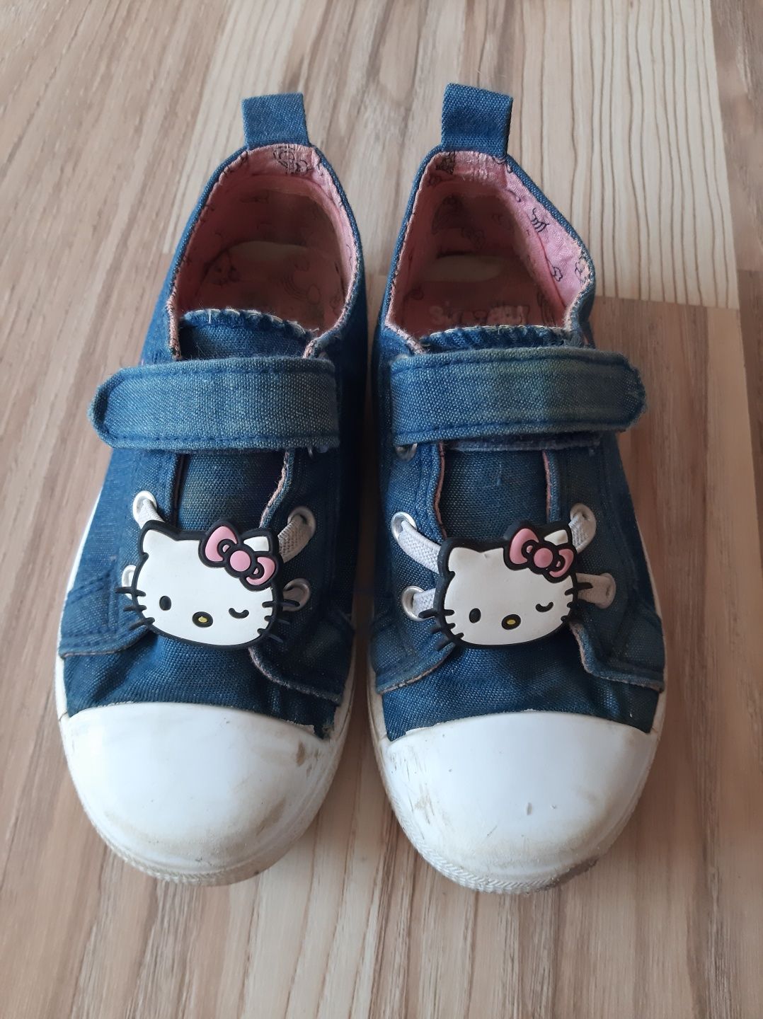 Trampki Hello Kitty r.27