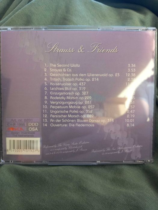 Płyta CD "Strauss and Friends" - Ponad 70 minut muzyki