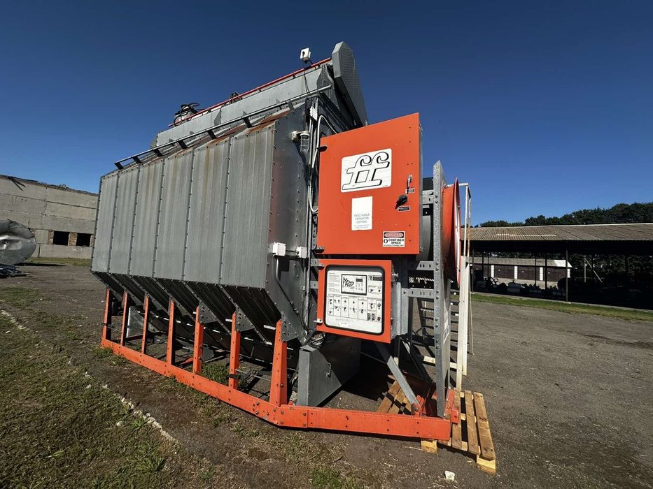 Зерносушарка мобільна Фарм Фанс Farm Fans до 200 Т/д повний нагрів