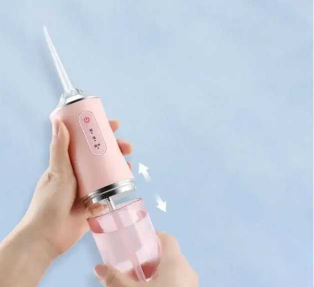 Іригатор портативний електричний для зубів Oral Irrigator ирригатор