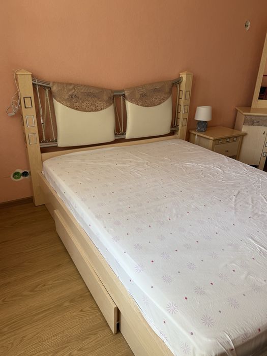 Спальні гарнітури