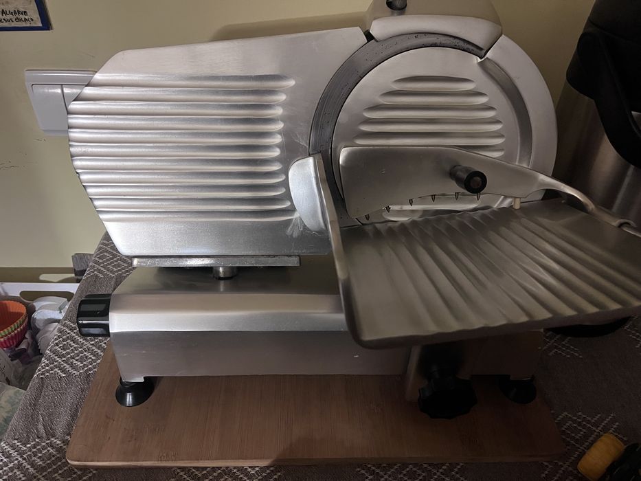 Máquina cortar fiambre NOVA