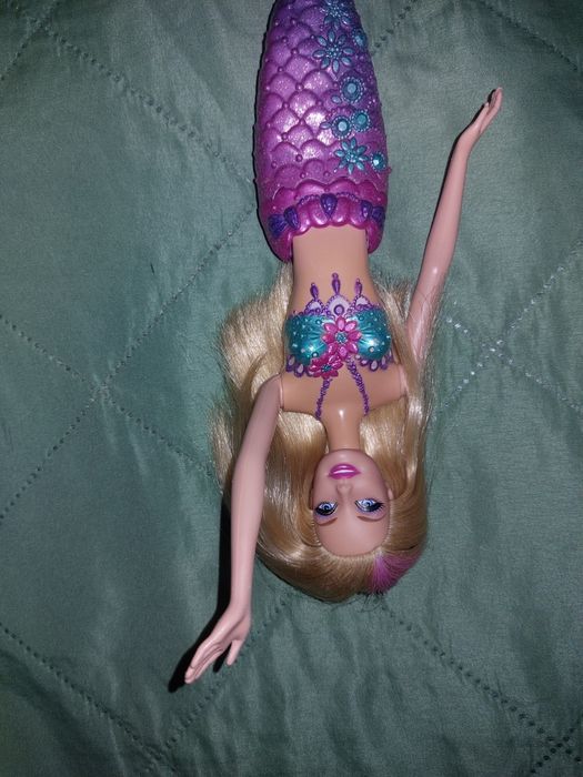 Piękna Barbie syrena Mattel