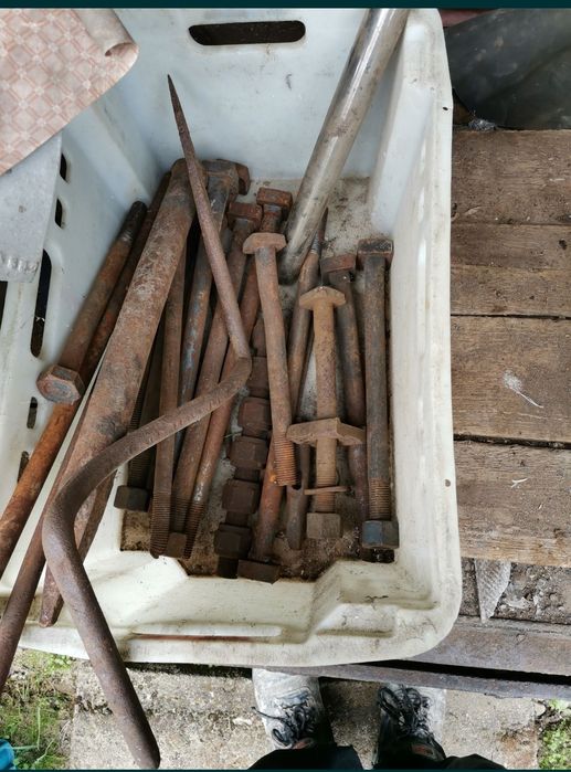 Akcesoria kolejowe tabliczki śruby klucze lampy PKP