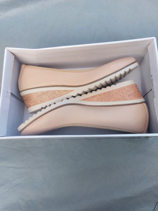Buty czułenka damskie na koturnie Vinceza