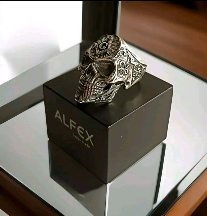 Печатка серебряная череп масона