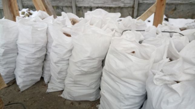 zrzyny tartaczne grube rozpałka sucha śwerk odpad opał podpałka