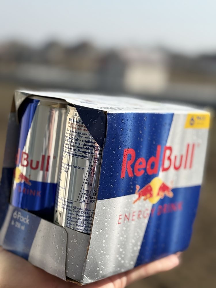 Red Bull 250 ml баночка