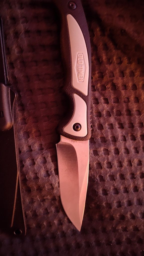 Nóż Schrade Trail Boss Camping Fixed Blade