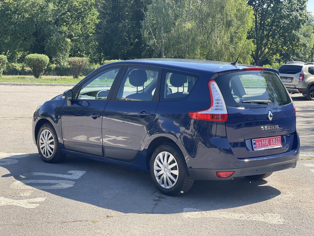 Гранд Сценік у відмінному стані