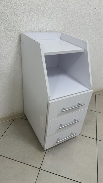Тумба для педикюру / косметології