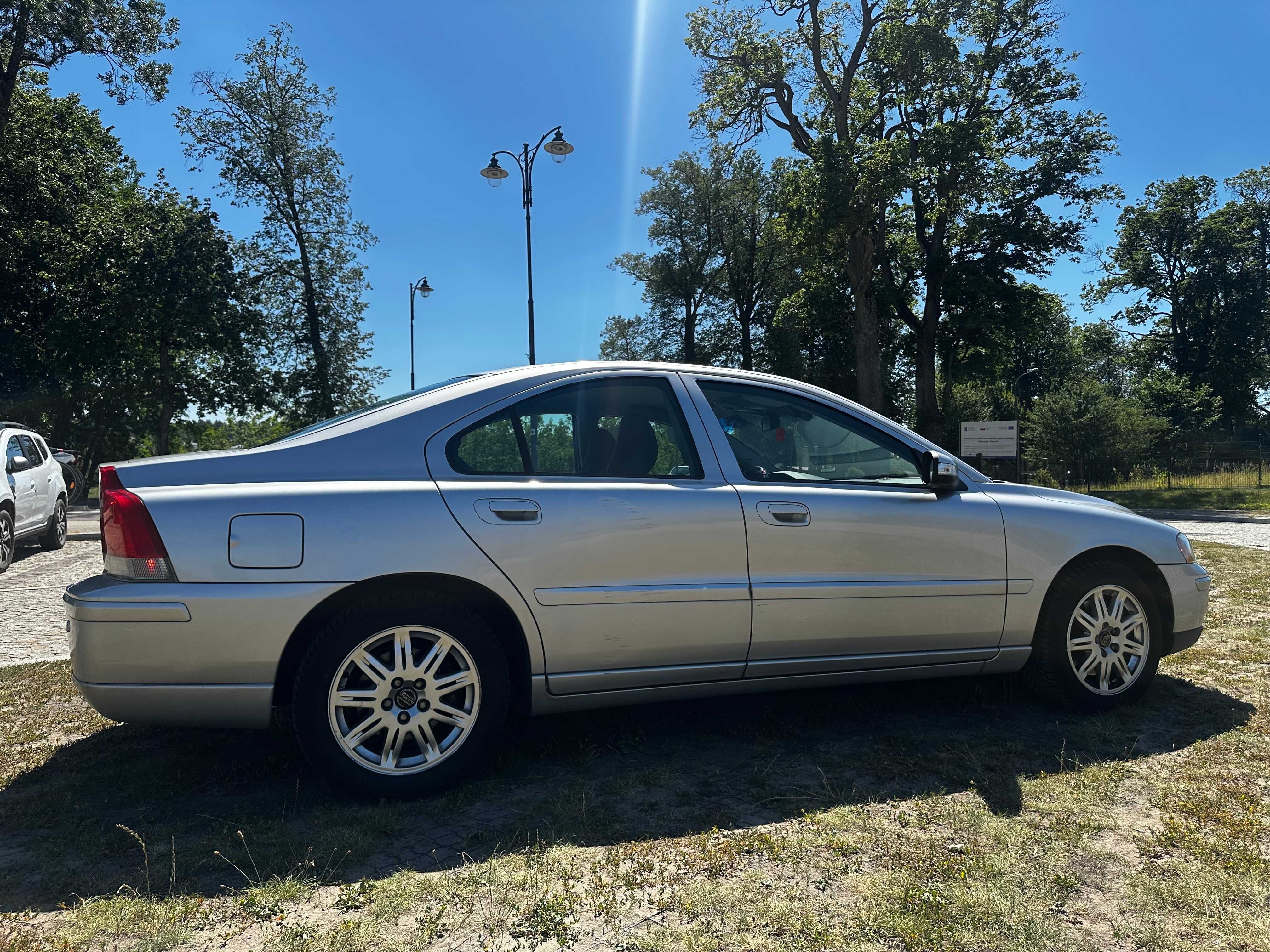 Volvo S60 2,4 diesel 127 KM rok 2006