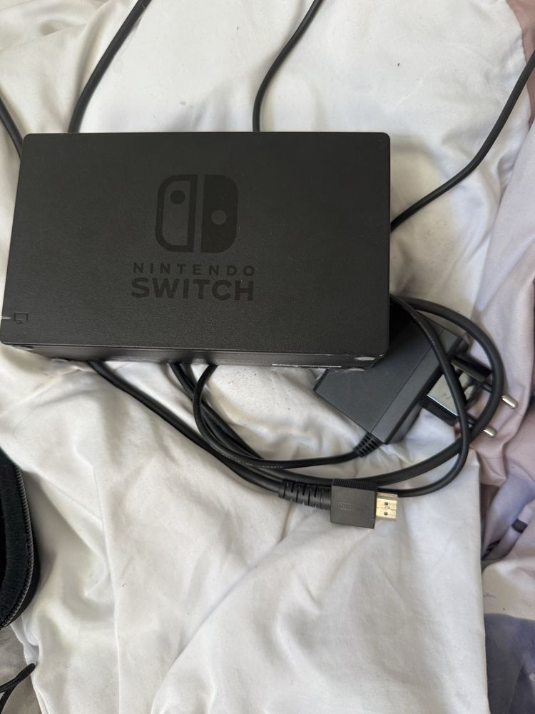 Nintendo switch 64gb  + akcesoria
