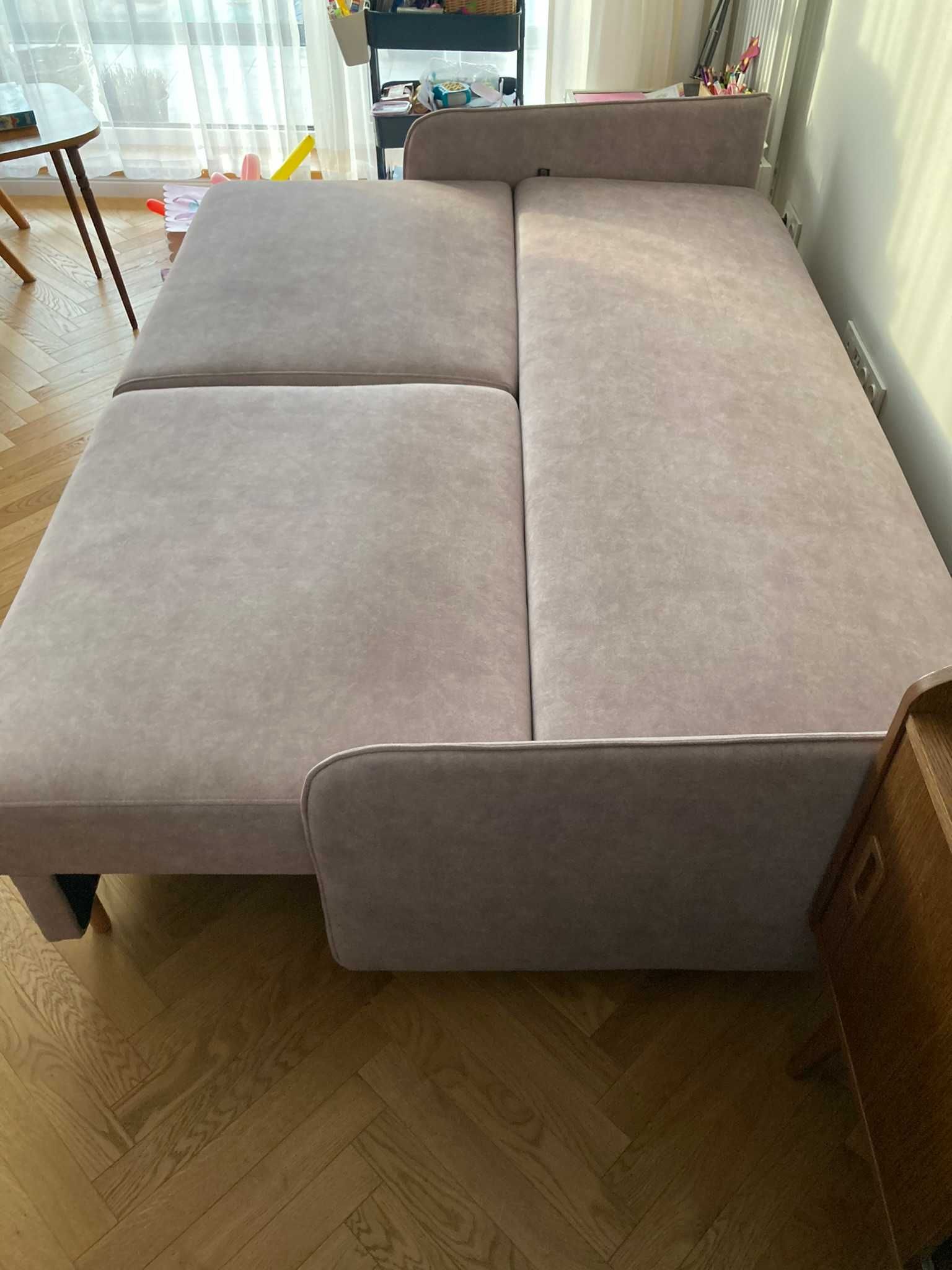 Prawie nowa sofa