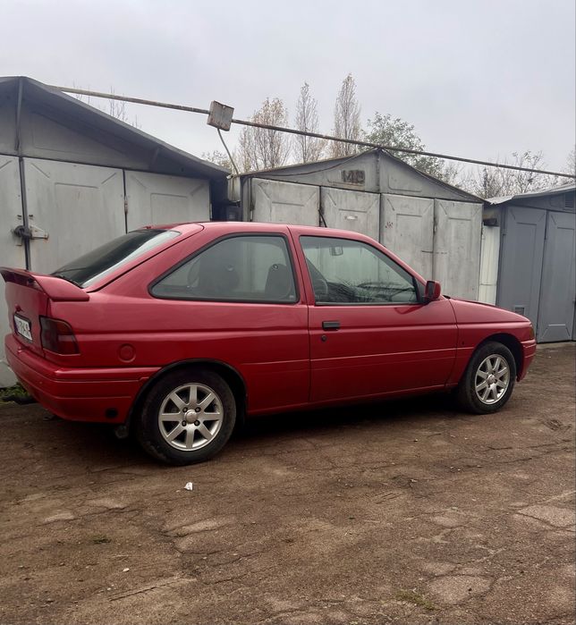 Ford Escort V 1992 форд эскорт
