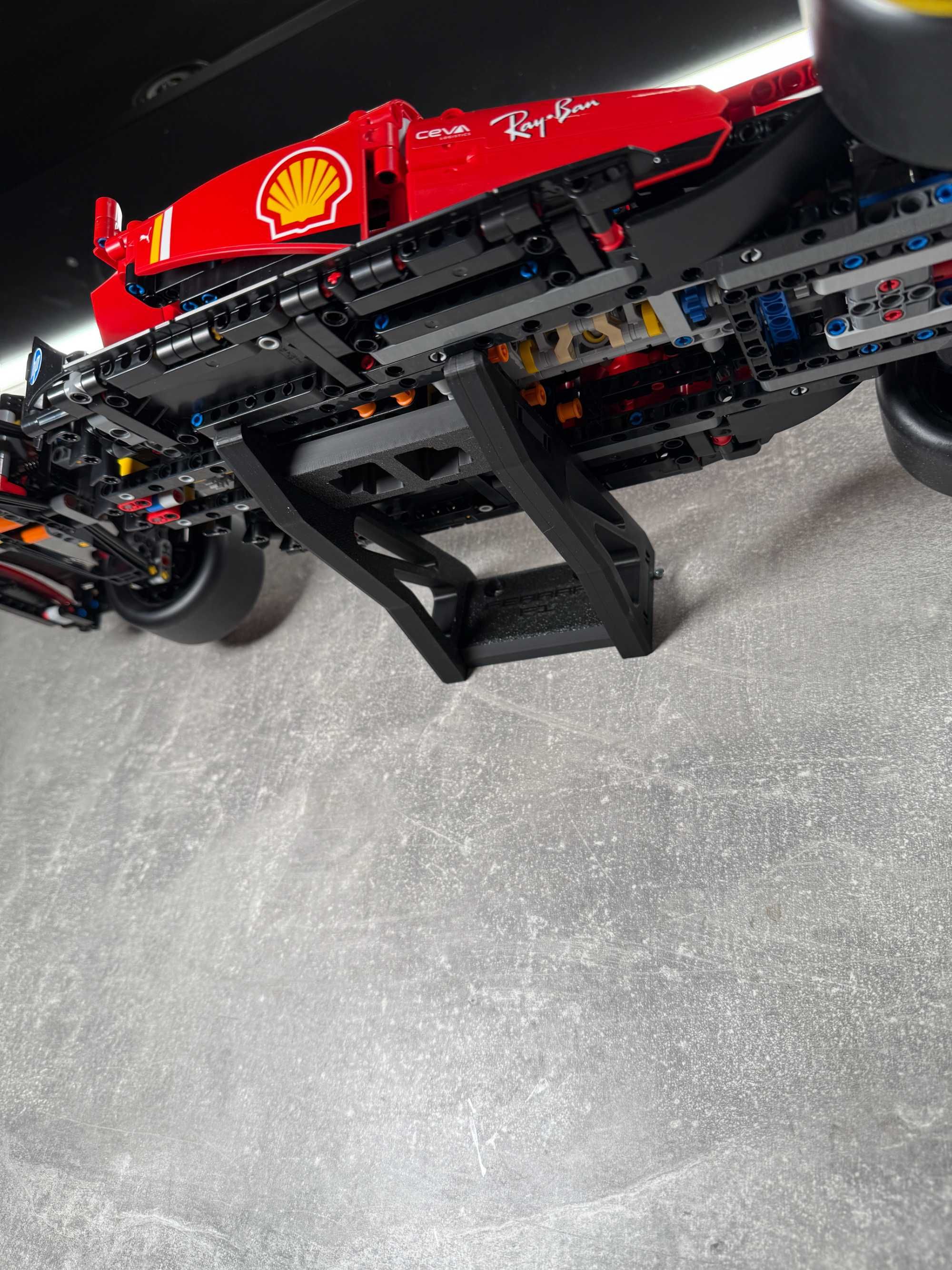 Кронштейн / Кріплення для LEGO Technic Ferrari F1 SF-24 42207 ферарі