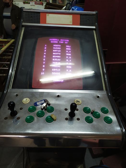 Arqueide com jogo de pimbol