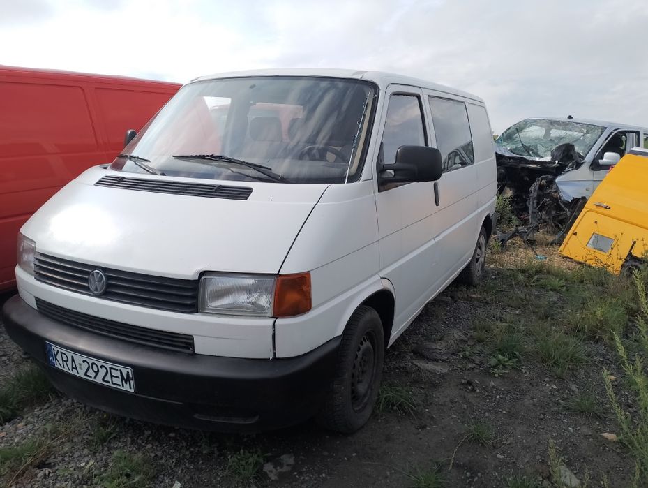 Sprzedam transporter T4 long I krótki