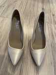 Buty szpilki czółenka Brilu perłowe 40