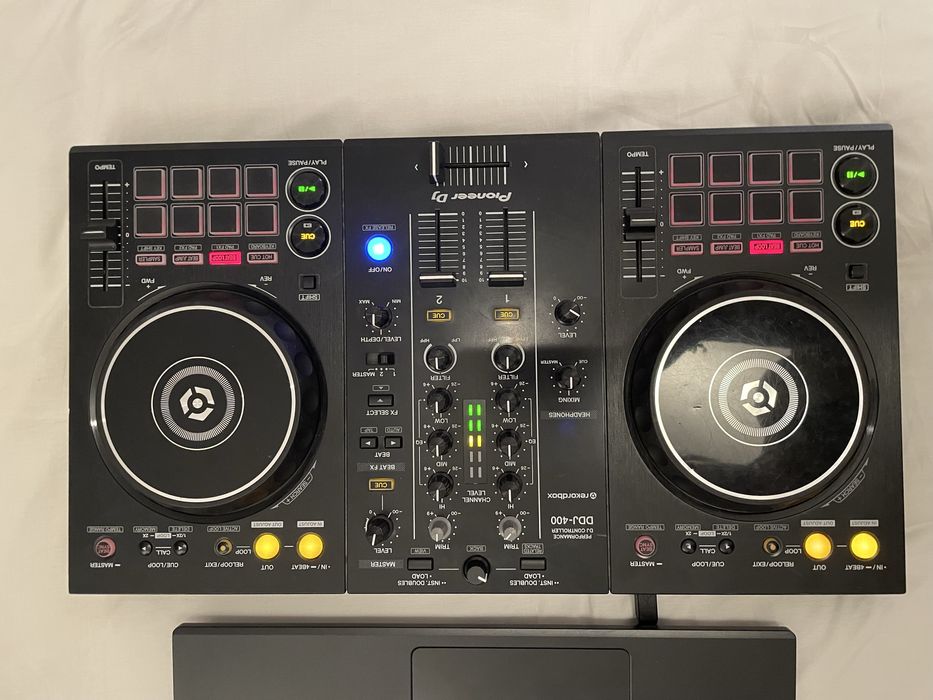 Ddj 400 pioneer (com cabo de alimentacao)