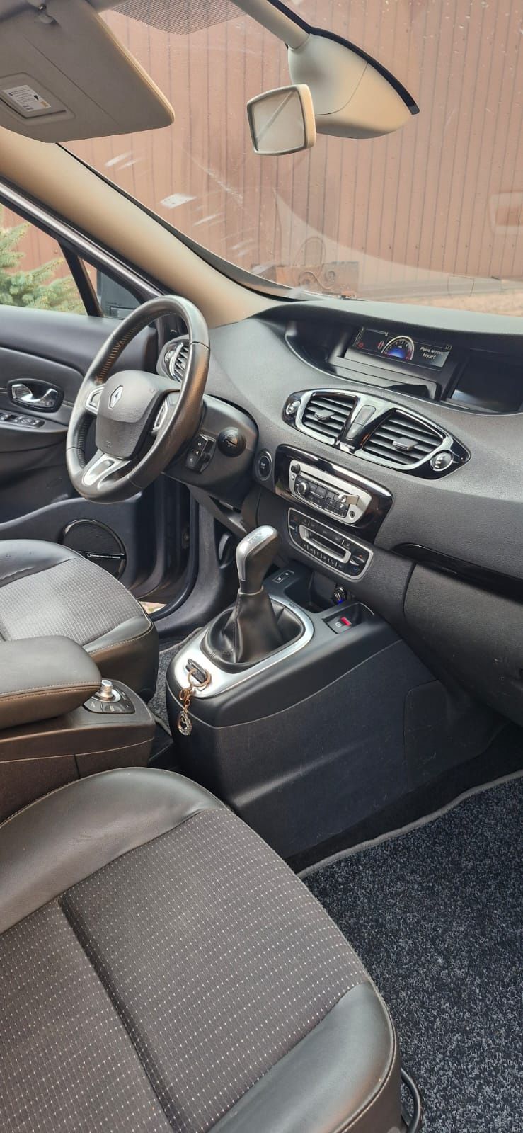 Авто Renault Grande Scenic
