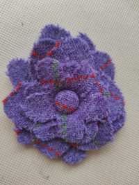 Angielska broszka liliowy kwiat vintage