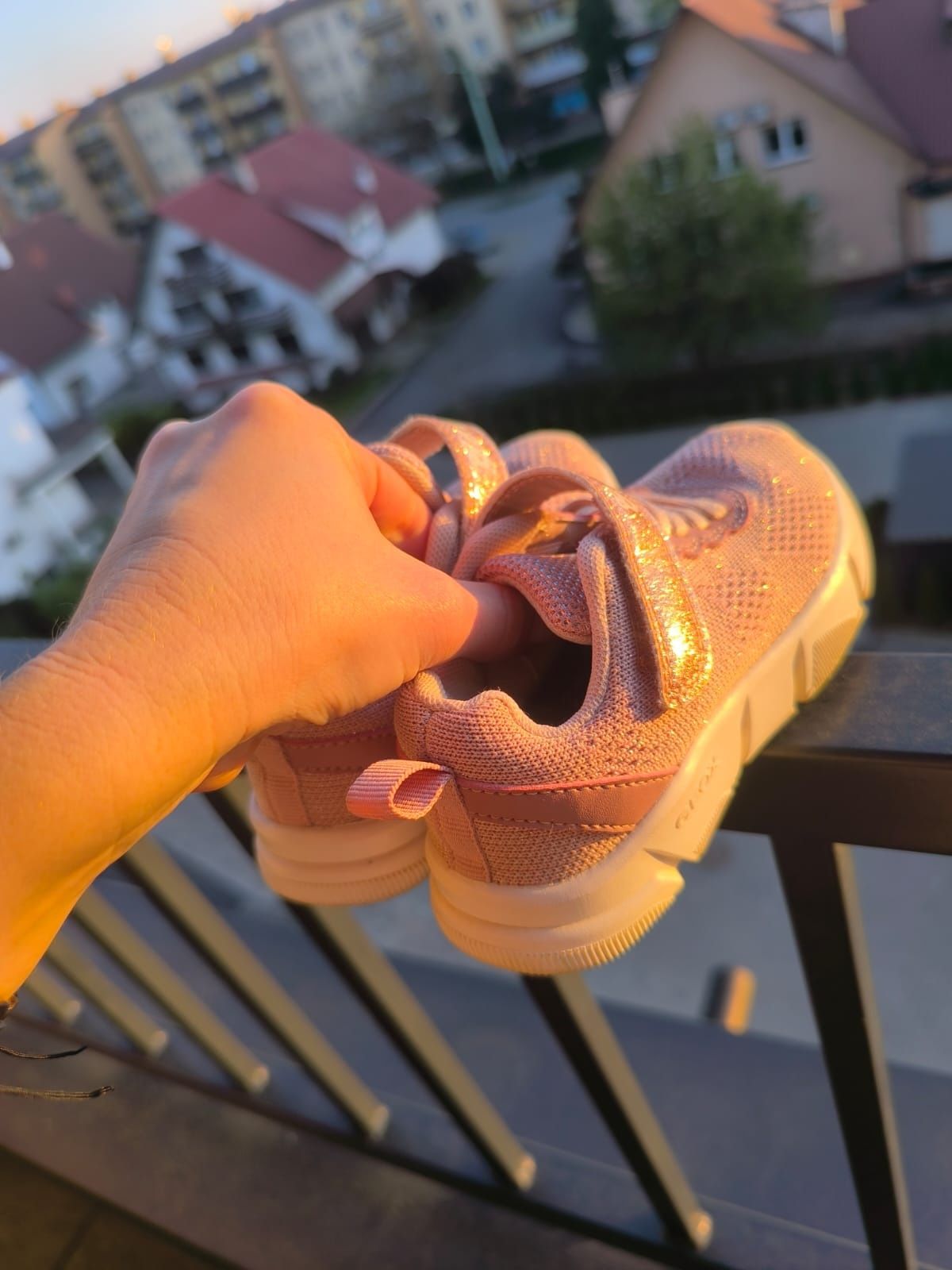 Używane buty dziecięce GEOX, w idealnym stanie