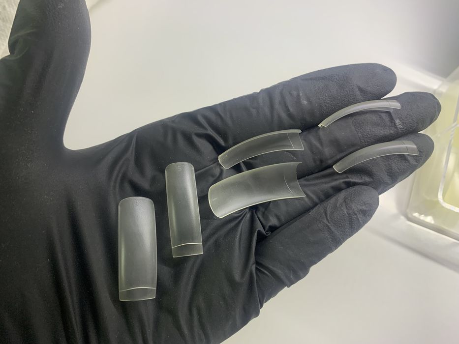 Nowe CND Velocity Tips tipsy z minimalną linią połączenia 350szt