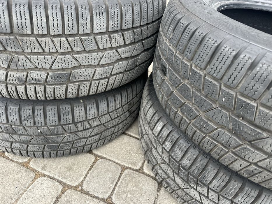 Компелкт шин Continental 225/55 R16 Зима